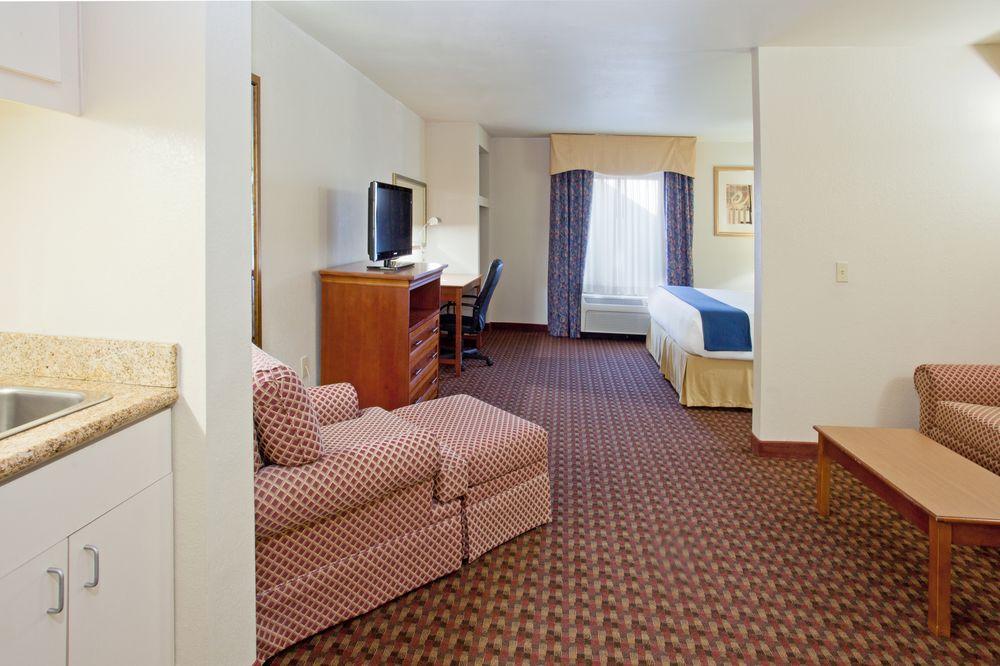 Best Western Plus Sugar Land-Stafford Extérieur photo