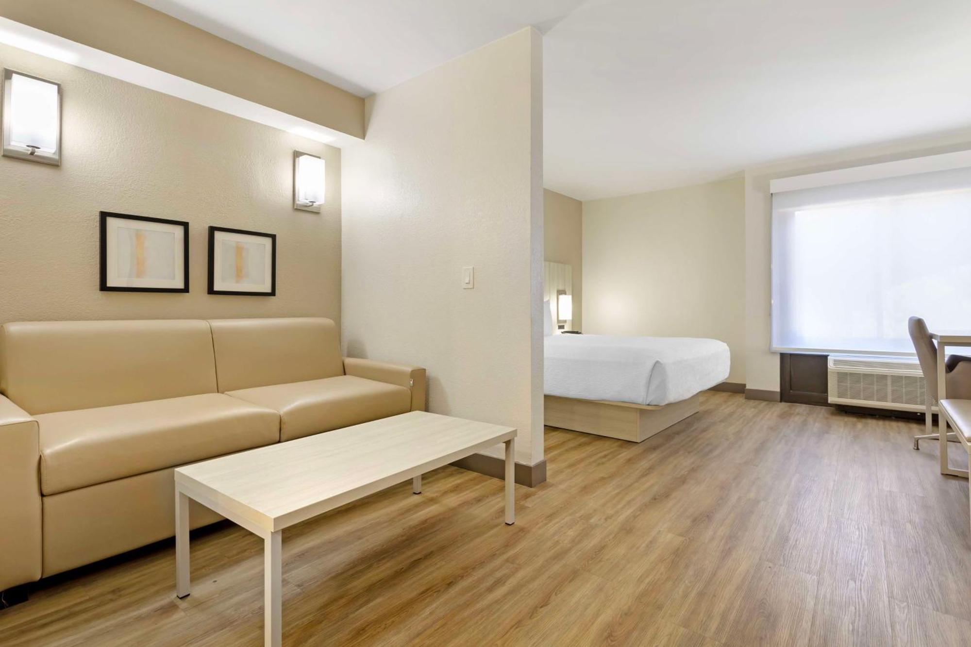 Best Western Plus Sugar Land-Stafford Extérieur photo