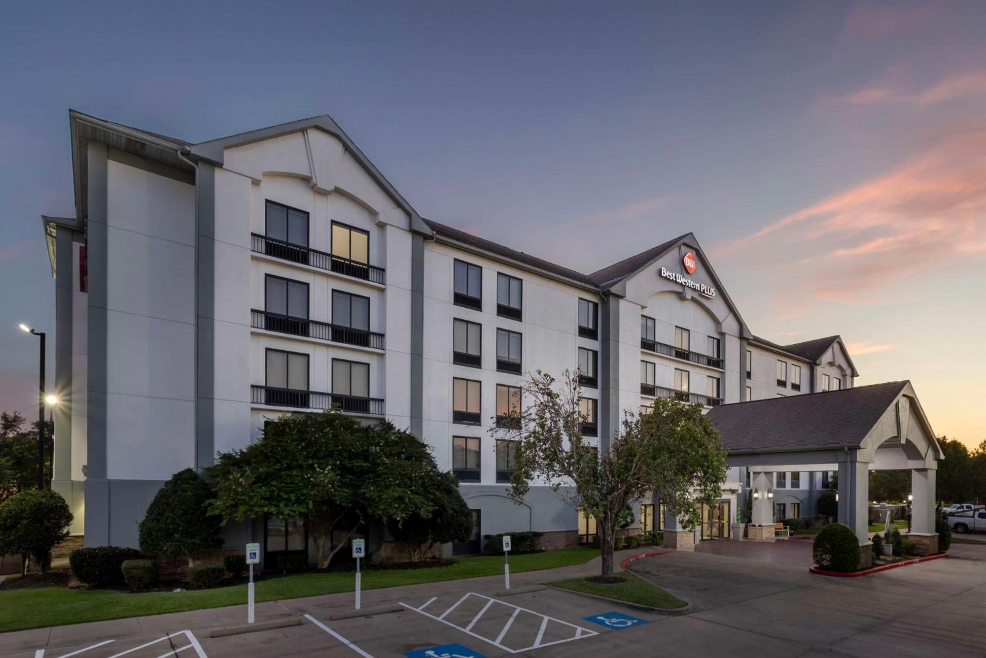 Best Western Plus Sugar Land-Stafford Extérieur photo