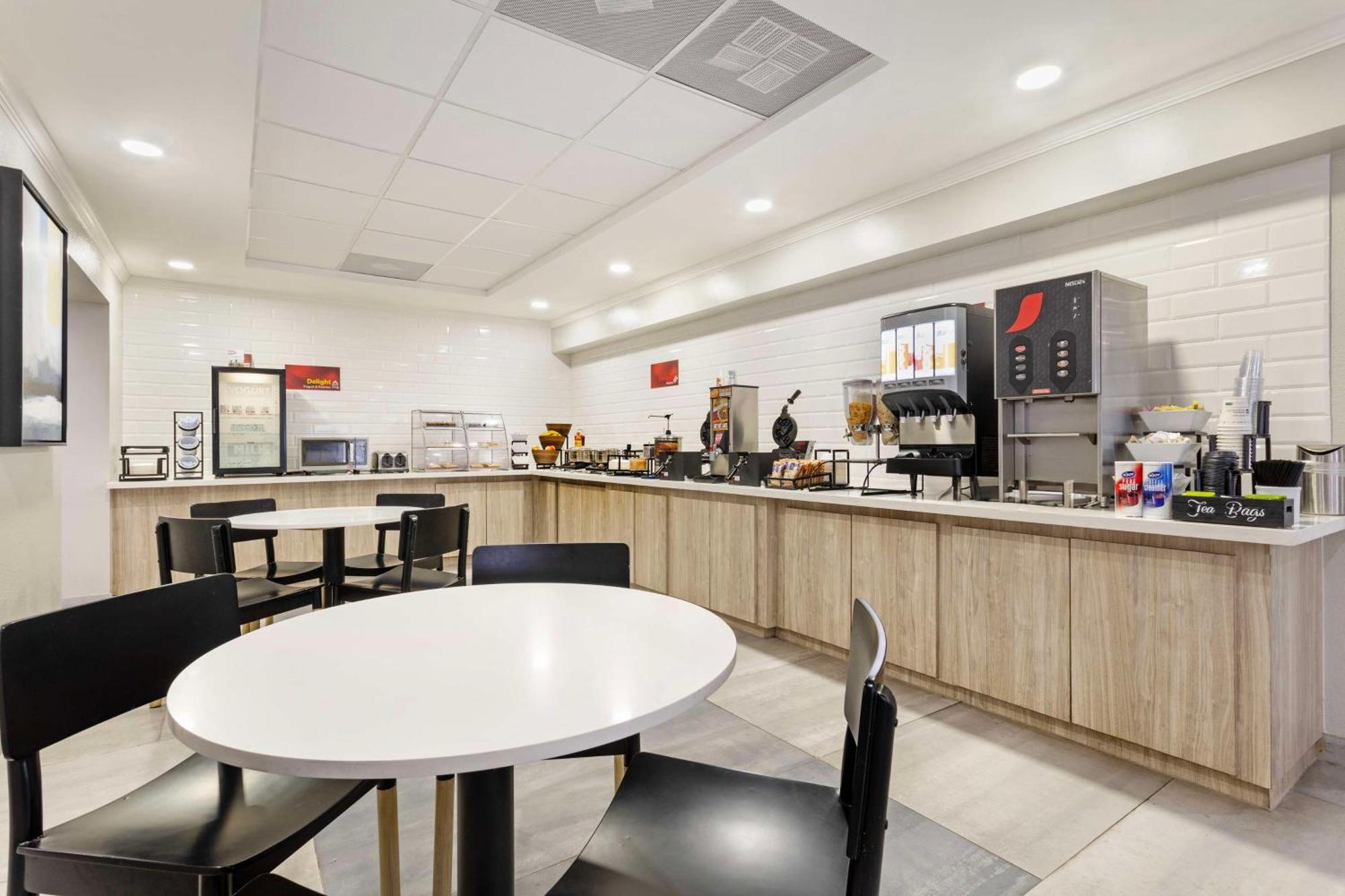 Best Western Plus Sugar Land-Stafford Extérieur photo